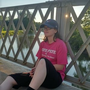 Meet your Posher, Anna-maria